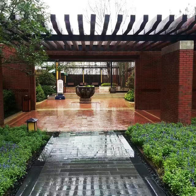 安徽小区园林绿化工程中怎么对植物进行设计呢？